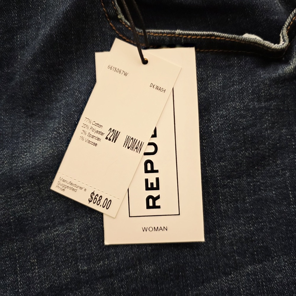 For The Republic NWT Women's Stretch Denim Capri Fringed Hem Sz 22W - Picture 4 of 5